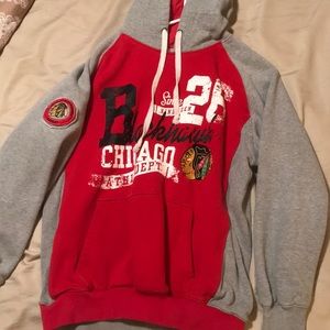 Men’s Chicago Blackhawks sweatshirt